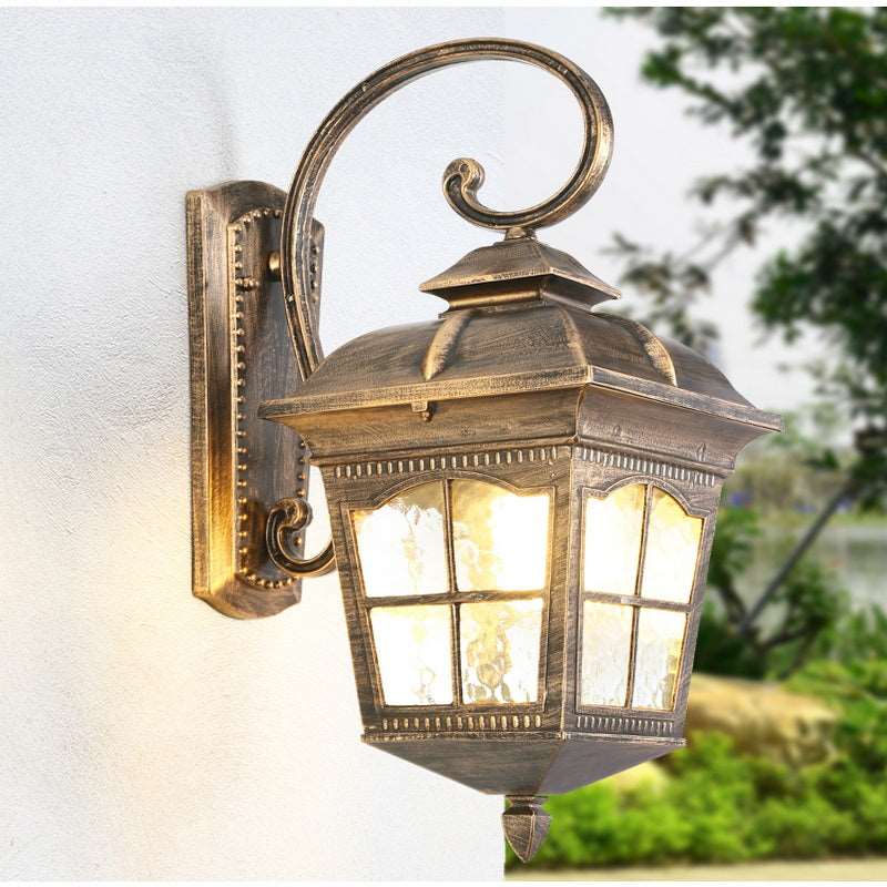 American outdoor solar balcony corridor corridor waterproof villa new rural outdoor gate courtyard European wall lamp