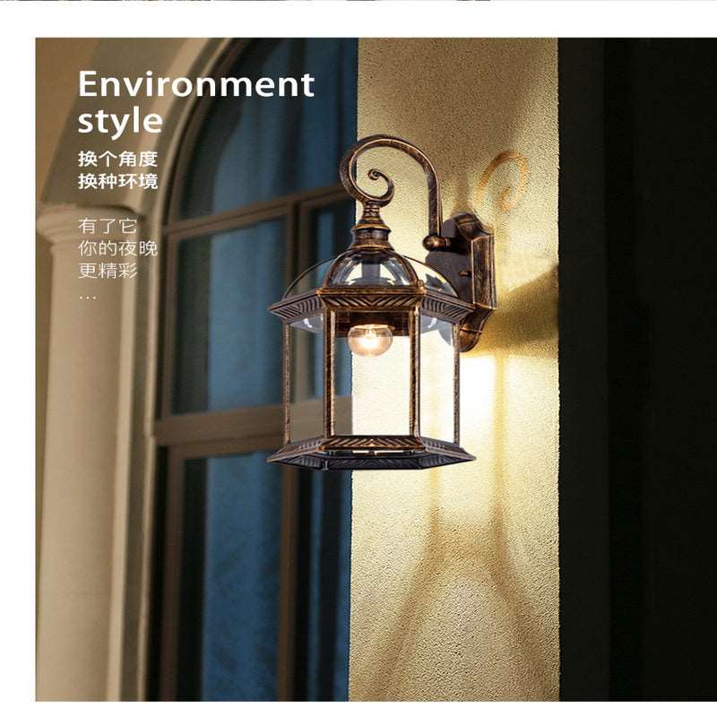 American outdoor solar balcony corridor corridor waterproof villa new rural outdoor gate courtyard European wall lamp