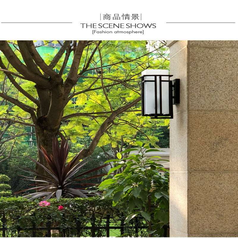 American outdoor solar balcony corridor corridor waterproof villa new rural outdoor gate courtyard European wall lamp