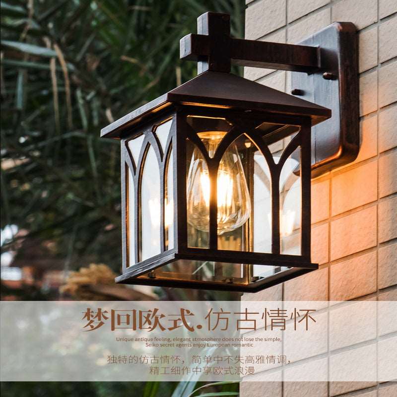 American outdoor solar balcony corridor corridor waterproof villa new rural outdoor gate courtyard European wall lamp