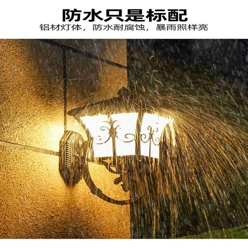 American outdoor solar balcony corridor corridor waterproof villa new rural outdoor gate courtyard European wall lamp