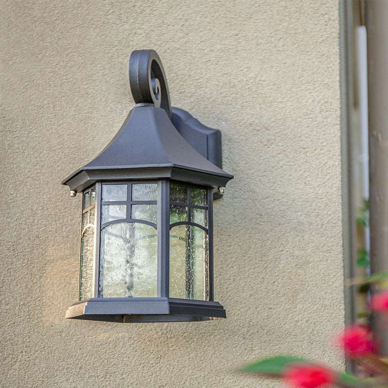 American outdoor solar balcony corridor corridor waterproof villa new rural outdoor gate courtyard European wall lamp